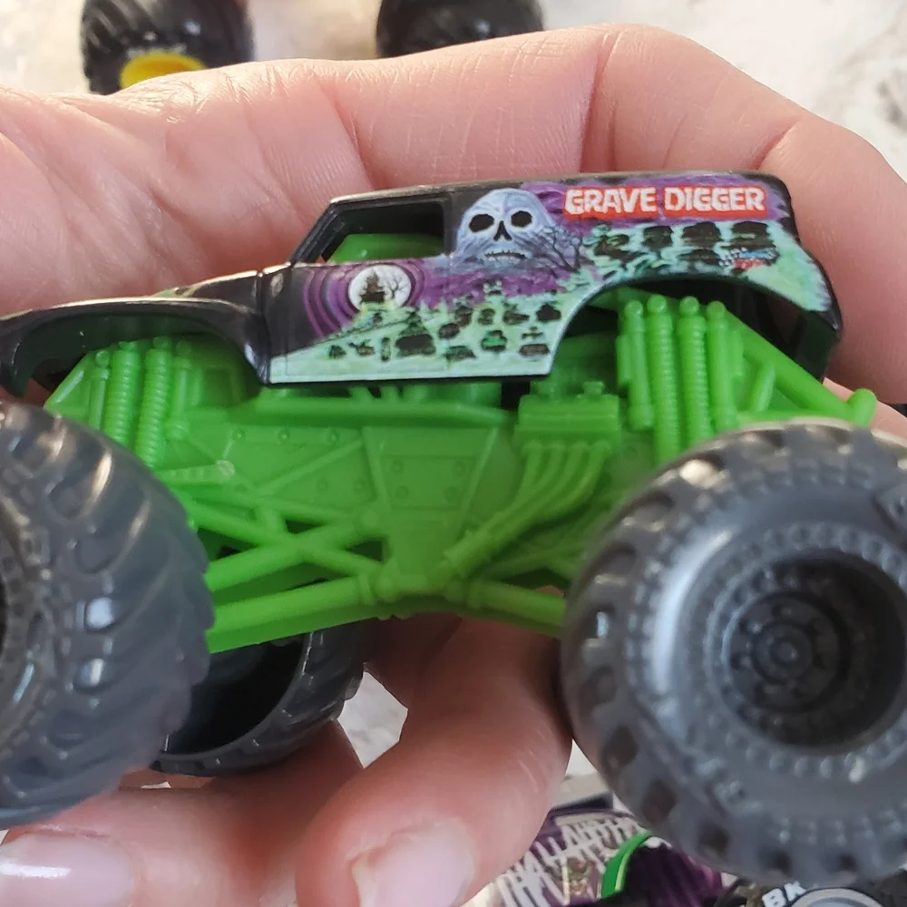 Hot Wheels Assorted Monster Truck Toys - 7 Pc Multicolor